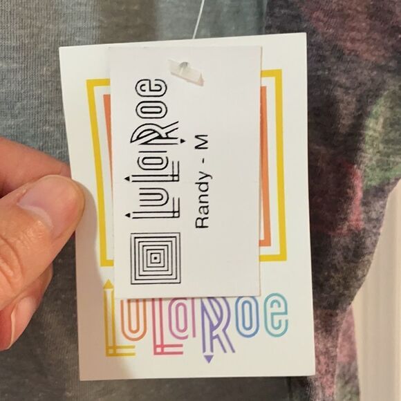 (5/$25) LuLaRoe Gray Heathered Leaf Randy 3/4 baseball top - Picture 2 of 9